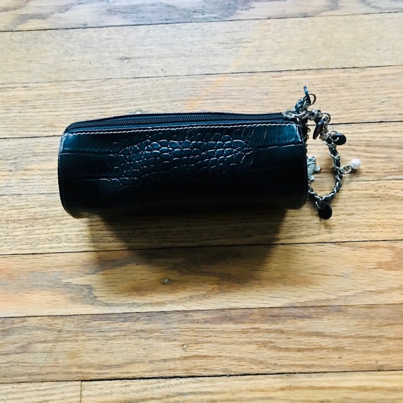 Liz Claiborne Faux Snake Skin Wristlet - Picture 5 of 8